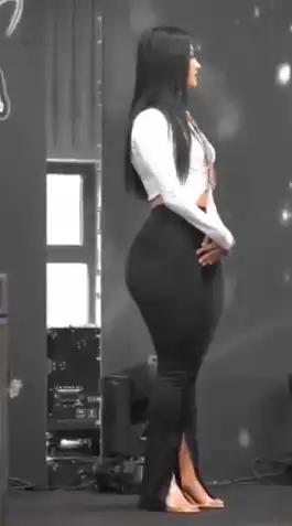 اجمل مؤخرة ممكن تشوفه في حياتك
